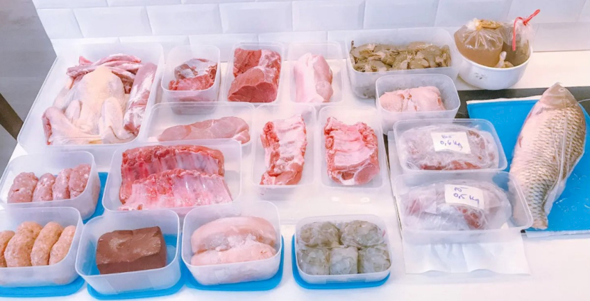 Ghi chú trước khi cấp đông giúp hạn chế thực phẩm bị lưu trữ quá lâu