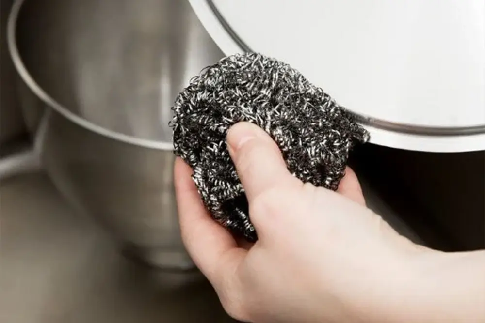 Tuân thủ các lưu ý quan trọng giúp bạn vệ sinh chảo inox đúng cách và kéo dài tuổi thọ sản phẩm