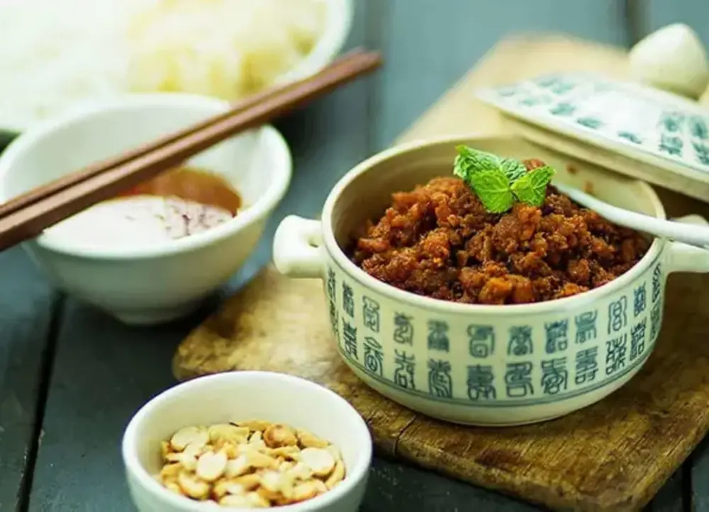 Ngăn đông là giải pháp lý tưởng cho việc bảo quản thịt chưng mắm tép trong thời gian dài